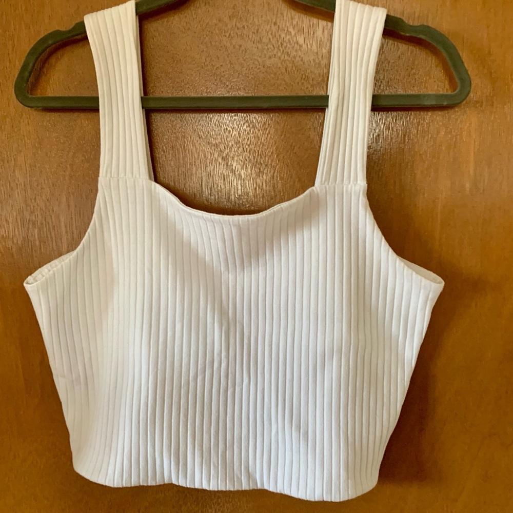 American Eagle Wide Strap Cropped Tank Top